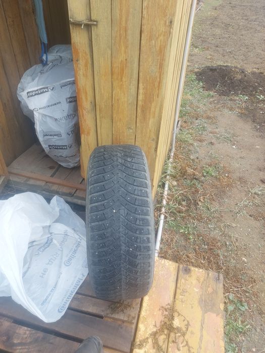 Продам зимние шины