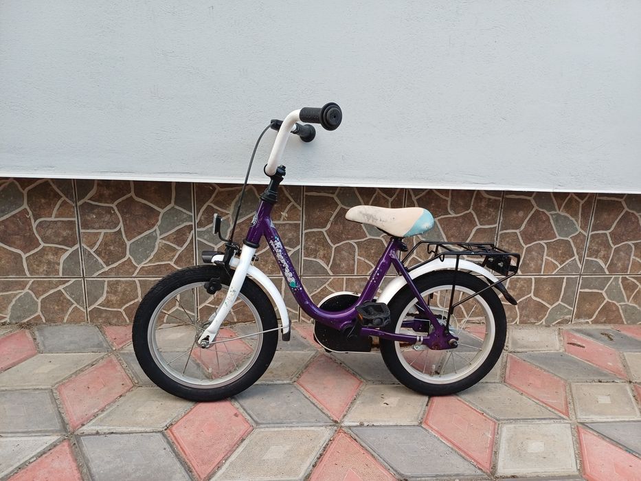 Bicicleta de copii cu roti de 14 inch super frumoasa