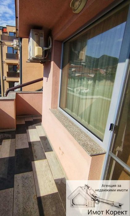 Дава се под наем Тристаен апартамент в Асеновград - 100 кв.м за 420 € - Снимка #3