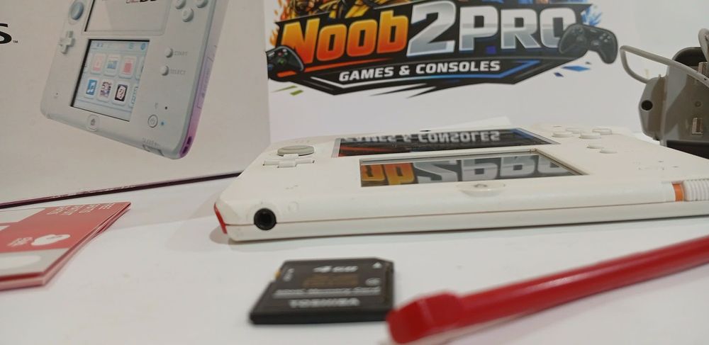 Nintendo 2DS С кутия