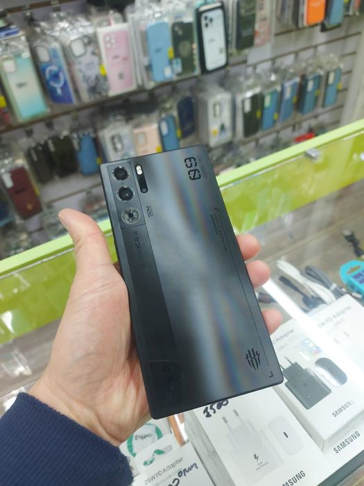 Red magic 9 pro 12/256 вариант обмена