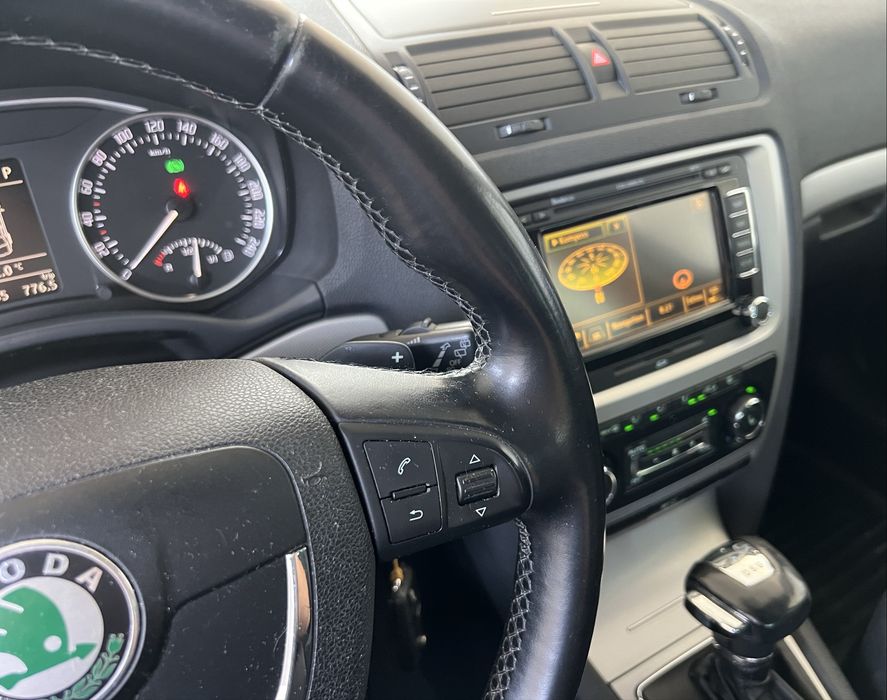 Skoda Octavia 1.6TDi CAY  DSG 2012г НА ЧАСТИ