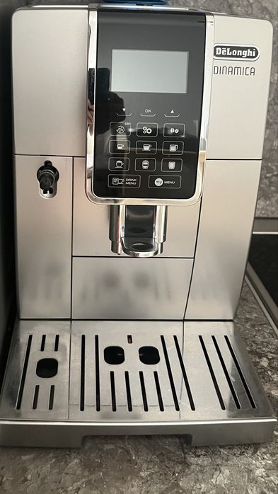 Кофемашинка Delonghi