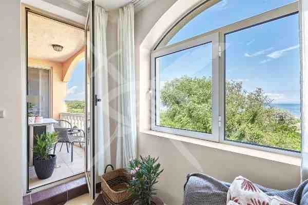 Продава се Тристаен апартамент в Созопол - 77 кв.м за 1239 €/кв.м - Снимка #11