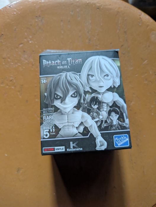 Фигурки Attack on Titan