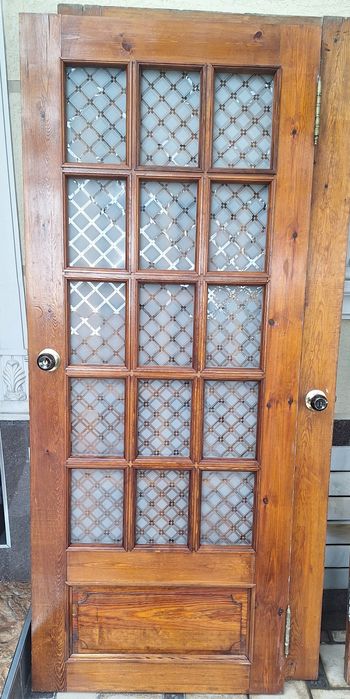 Двери из сосны Латвийского производства