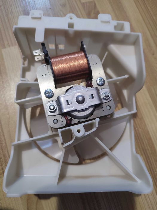 Двигатель + вентилятор для микроволновки Midea, 220 В, 18 Вт