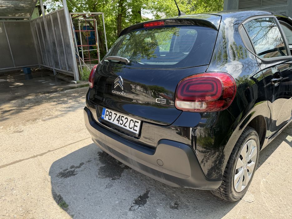 Citroen C3 2018 бензин 1.2 Pure Tech