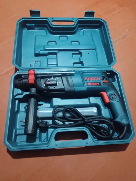 Продам перфоратор BOSCH