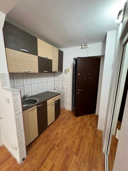 Garsoniera Flammarion proaspat renovata, 16.54 suprafata utila