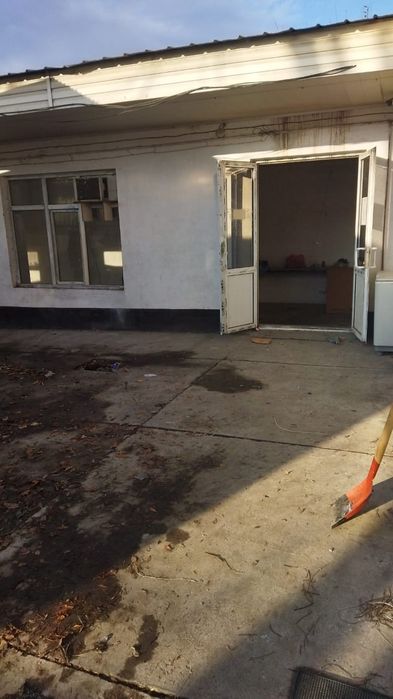 Помешения в Аренду 200000