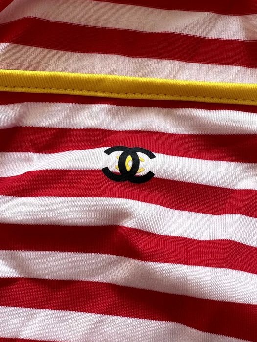 блуза с дълъг ръкав на шанел червено бяла с райе и двойно лого chanel