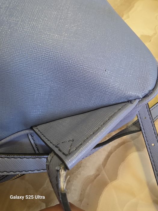 Rucsac Guess stare bună mici urme de purtare vezi foto