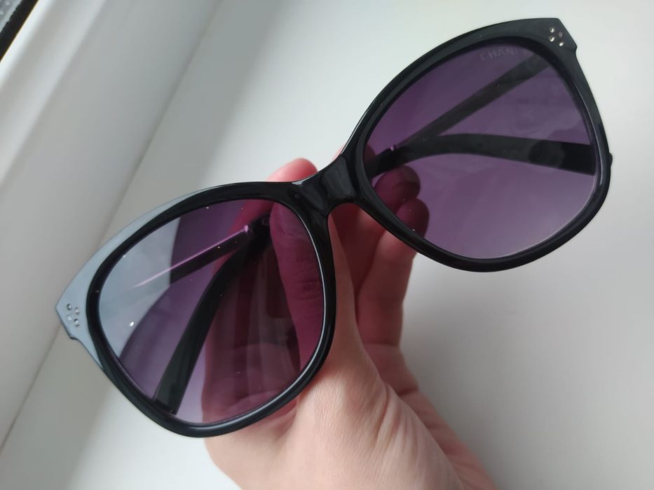 Очки солнцезащитные