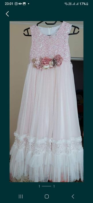 Продаётся платье Нарядное.