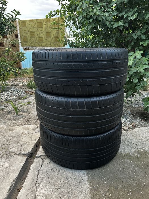 Продам шины 275 40 R20
