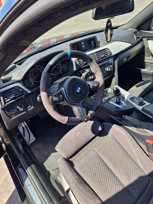 BMW seria 4, pachet M+, camere 360, faruri adaptive, HUD, etc