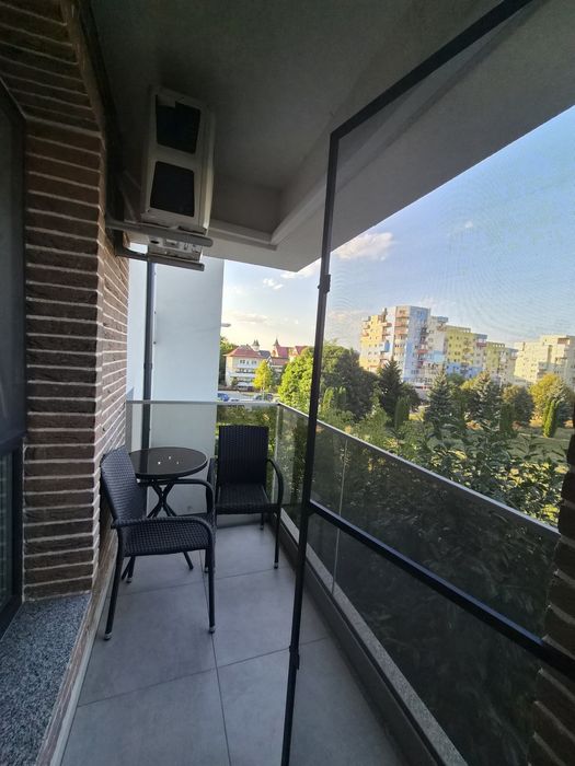 Închiriez apartament cu două camere în bloc nou mobilat și utilat — fotografia 1