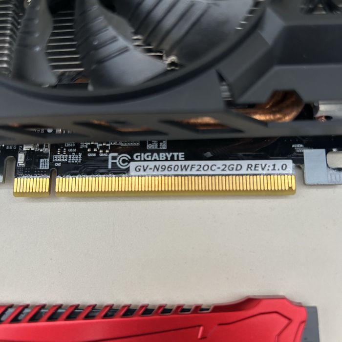 I5 4690 + GTX 960 + 8 GB RAM