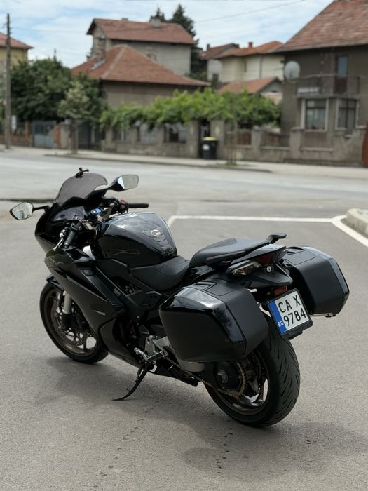 Honda VFR800F ABS