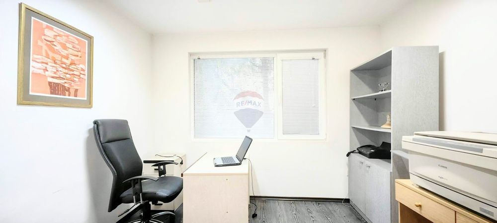 Офис за продажба Червен площад, гр.Варна ЙГ