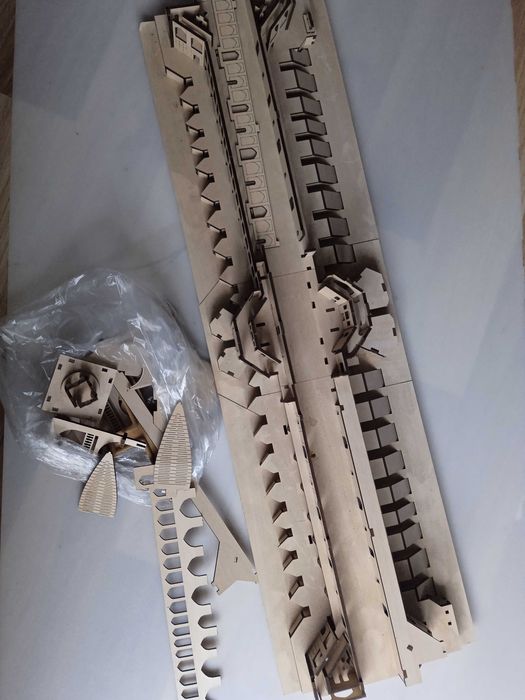 Дървен пъзел конструктор