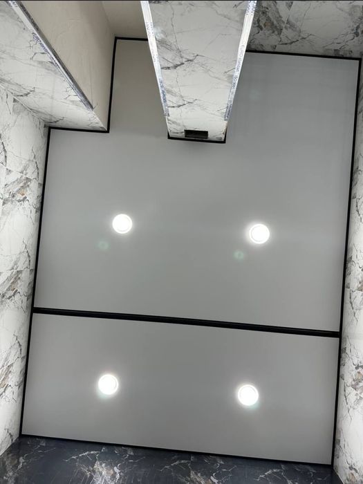 SANUZEL Natyajnoy potolog . Санузел Натяжной потолог