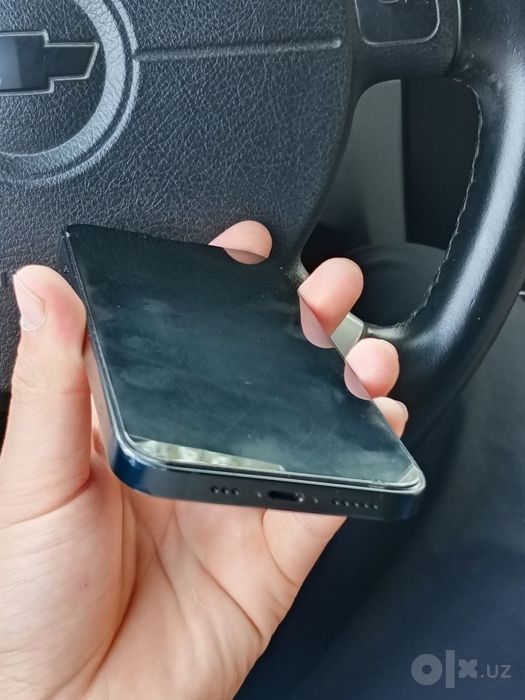 iPhone 13 ideal srochna sotiladi