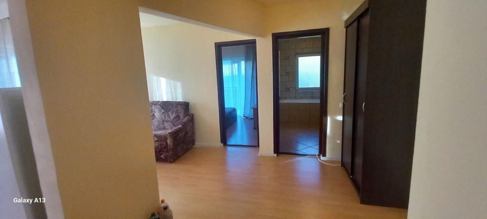 Inchiriez apartament cu 2camere baciu