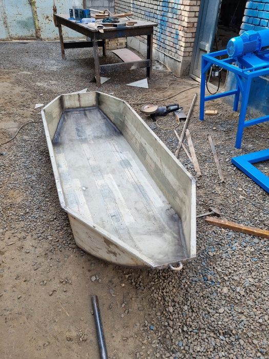 Бир кишилик Темир лотка