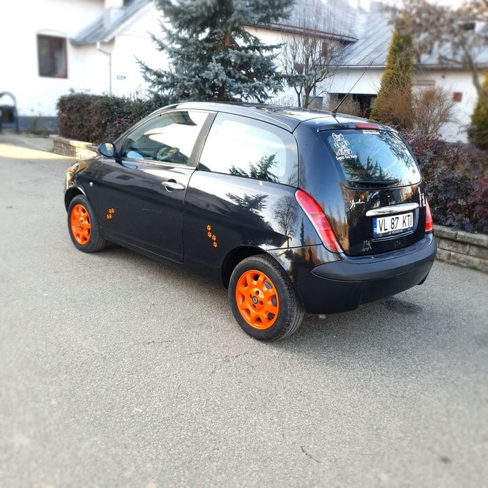 Lancia Ypsilon 1.4 Benzină