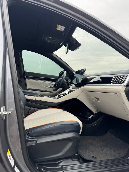 BYD Song plus  600$ blan