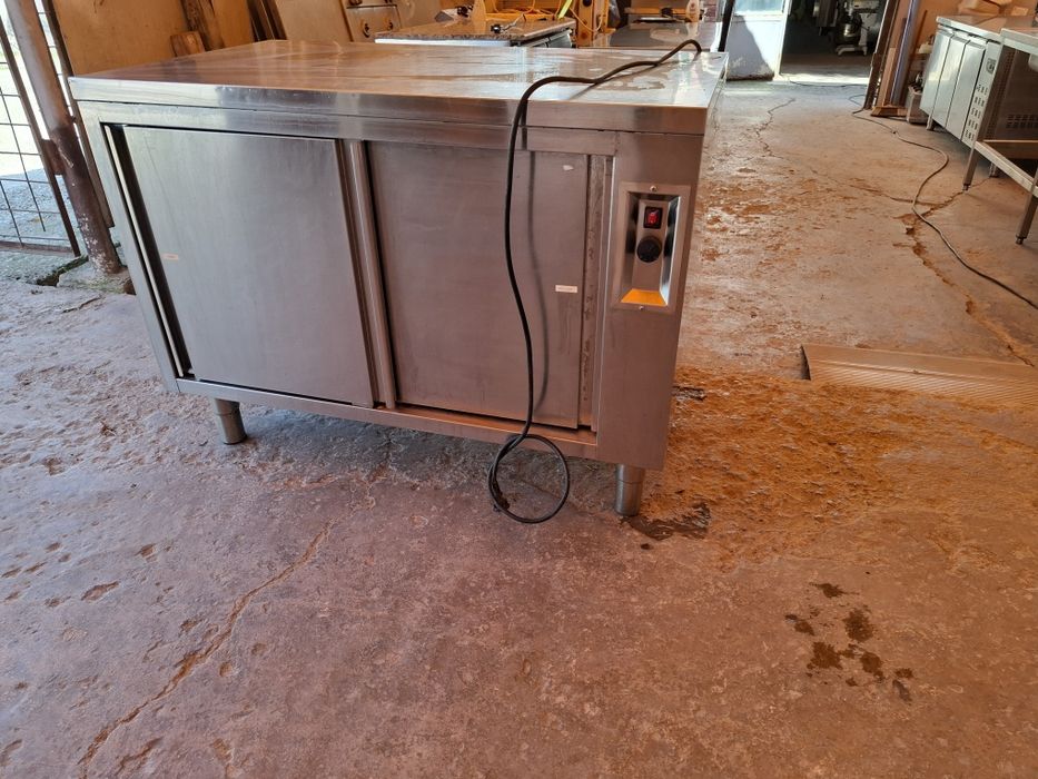 Masă caldă din inox