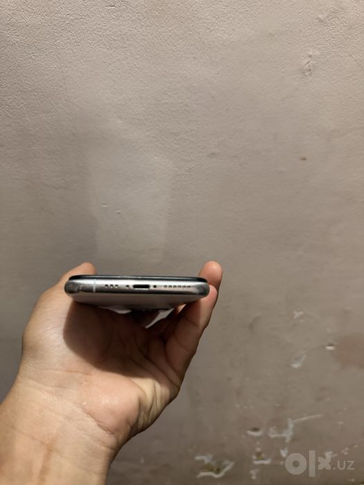 Ayfon 11 pro 256 gb srochna sotiladi