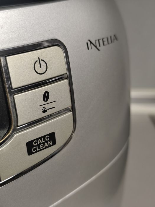 Кафемашина Saeco Intelia