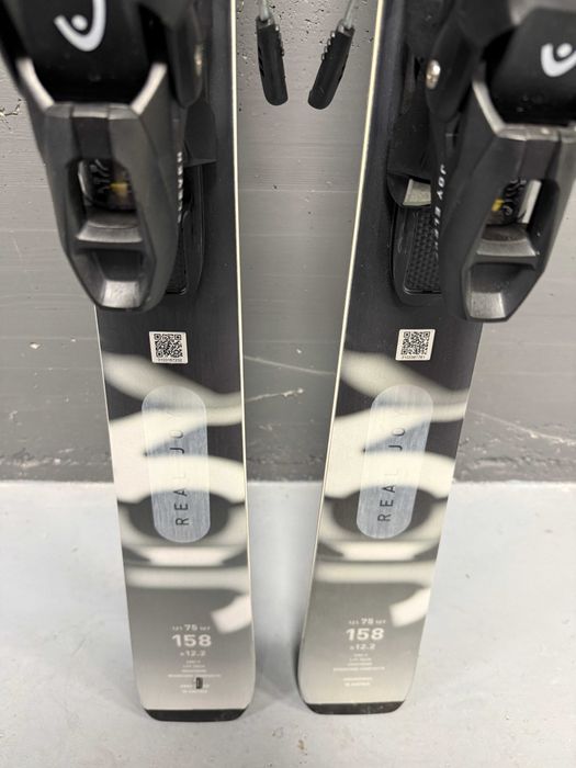 schi head real joy L158cm