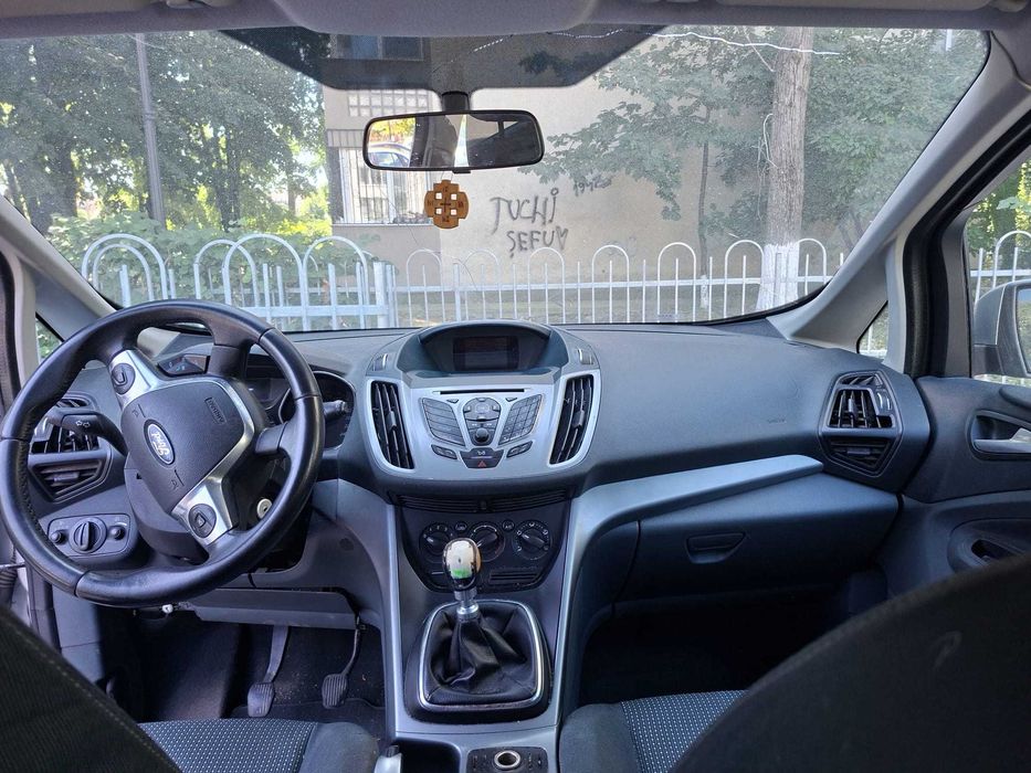 FORD GRAND C-MAX 7 Locuri 2012 Diesel 1,6 litri TDCi 115 CP