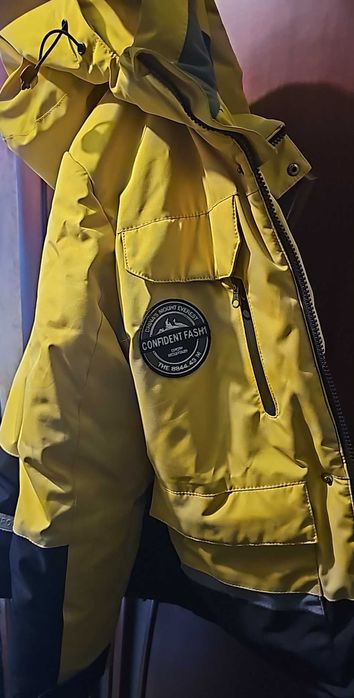 Продам куртку в отличном состоянии