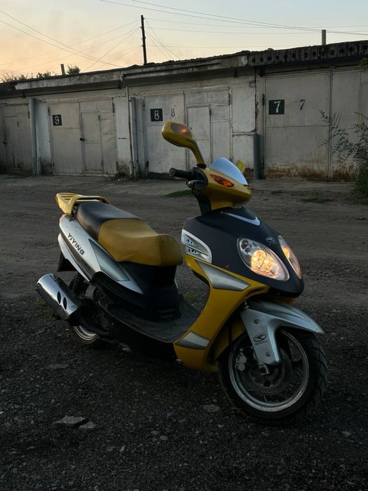 скутер 150 кубов