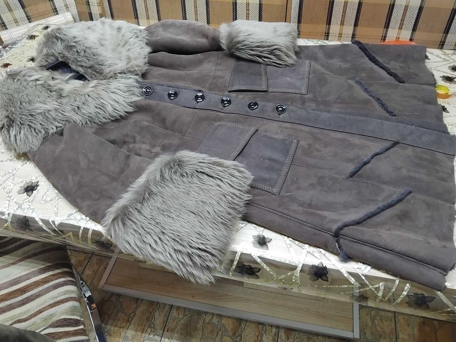 Haina blana naturala femei,gen cojoc nr 48-50