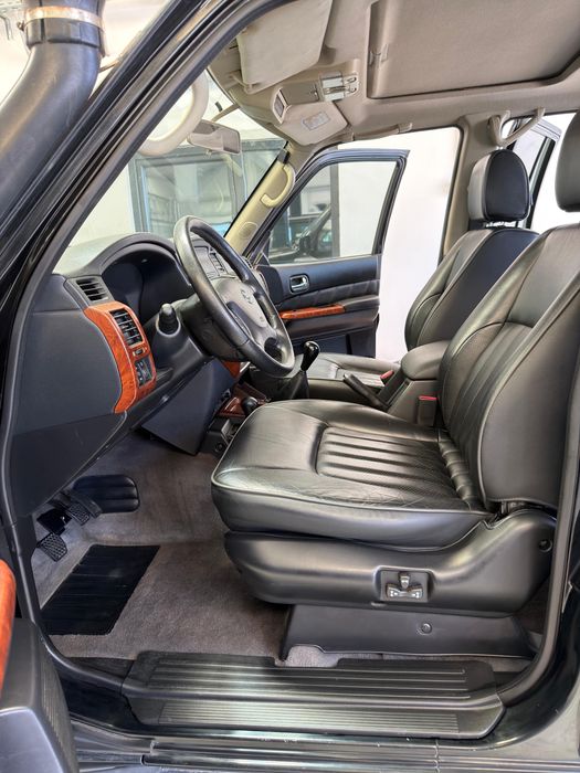 Nissan Patrol GU4 Overlanding