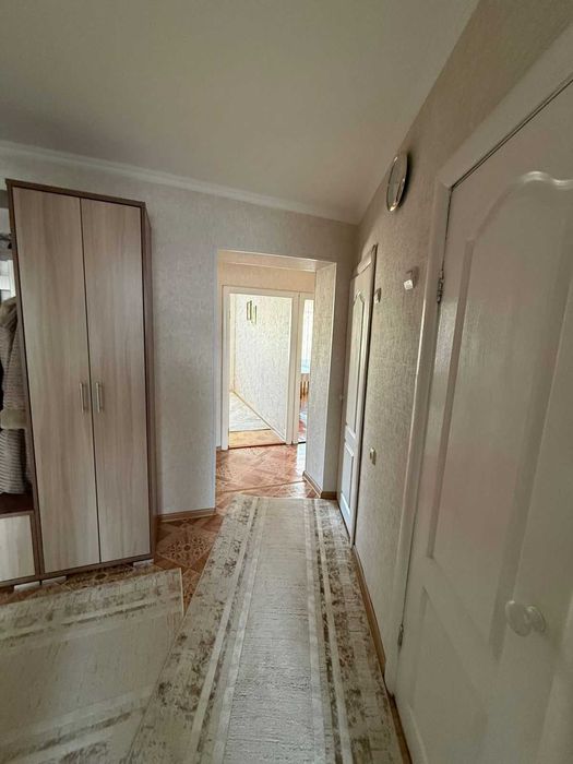 продам 4комнатную квартиру