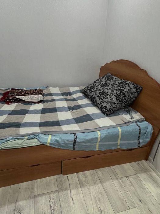 Кровать двухспальная