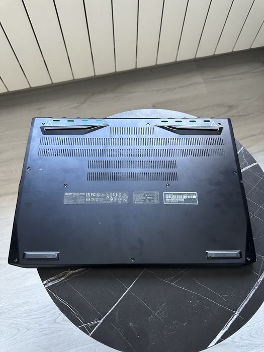 Acer Predator Triton 500 PT515-51 – Laptop Gaming Premium | RTX 2060 | i7-9750H | 24GB RAM | 144Hz - Garantie 2 ani !
