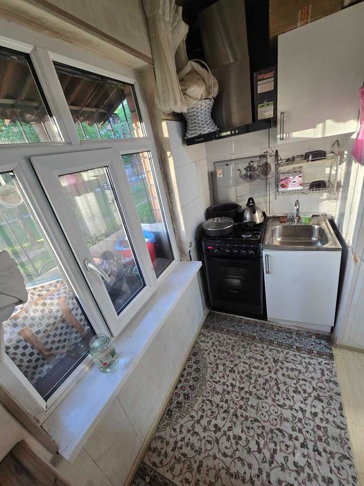 Продается 2х квартира,перепланированная в 3х комнатную.