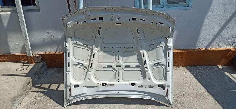 Нексия капот сотилади