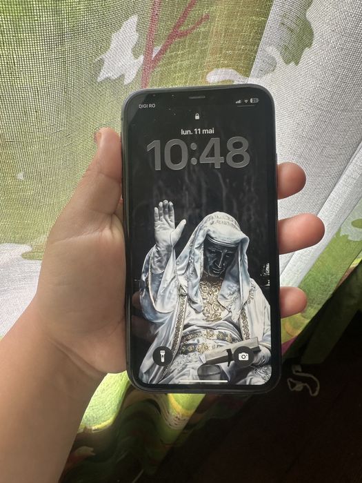 Iphone 11 capacitate 64 gb