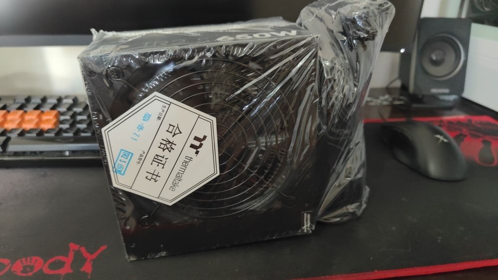 Блок питания Thermaltake TR2 S 650Вт новый