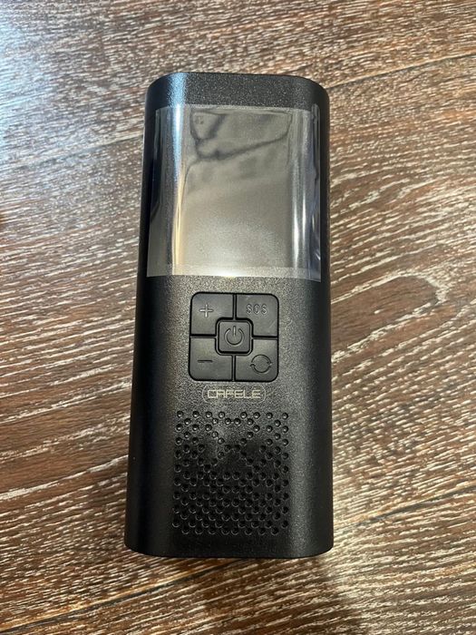 Продам новый компрессор-фонарь для автомобиля