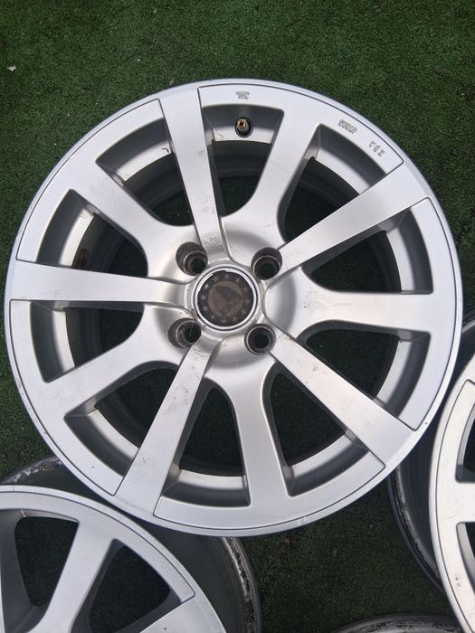 15цола оригинални за VW Audi Seat 4×100 ет 38  6.5J ×15 ц.57.1мм